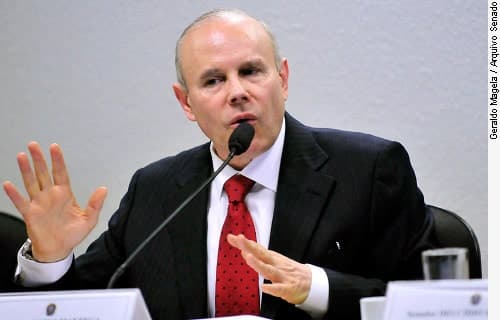 Comércio varejista passará a pagar contribuição previdenciária menor a partir de abril de 2013