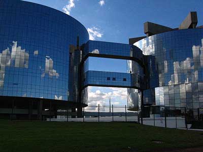 União altera parcelamento de débitos com autarquias