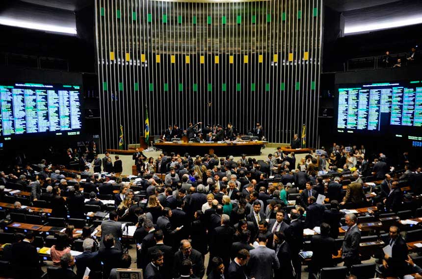 Congresso mantém Fator Previdenciário em votação desta terça. Vitória do Governo.
