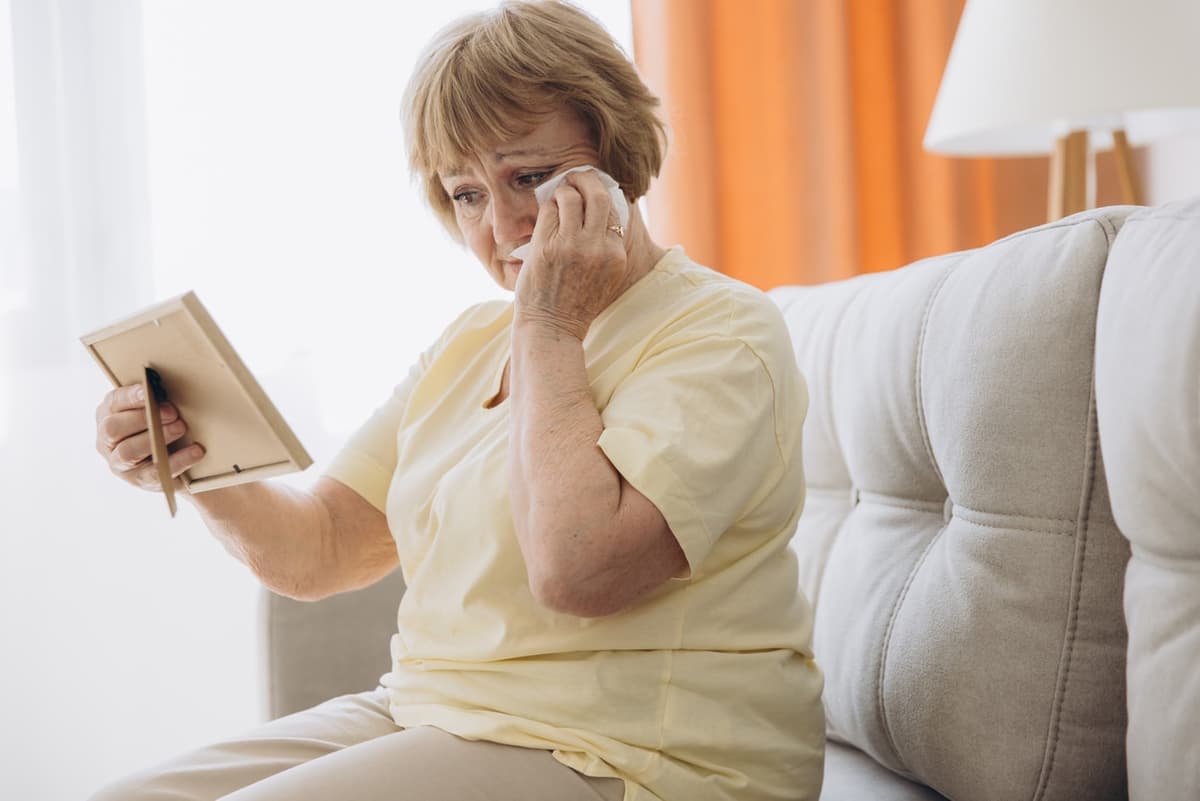 Quando a pensão por morte é vitalícia para a esposa?