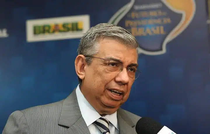 Governo discute opção '95/105' ao fator previdenciário