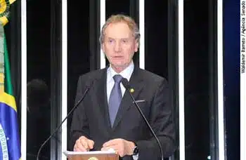 Casildo Maldaner alerta sobre conseqüências do envelhecimento da população brasileira