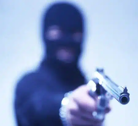 Vítimas da violência poderão receber benefício de um salário mínimo