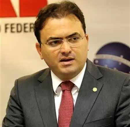 INSS: Atendimento prioritário a advogados é exigência da OAB