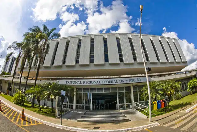 TRF1 nega apelação do INSS e garante auxílio por invalidez a salgadeira