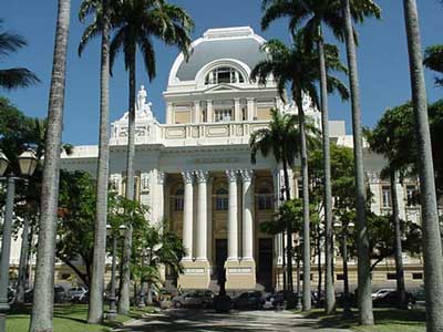 Banco é condenado por empréstimo não solicitado