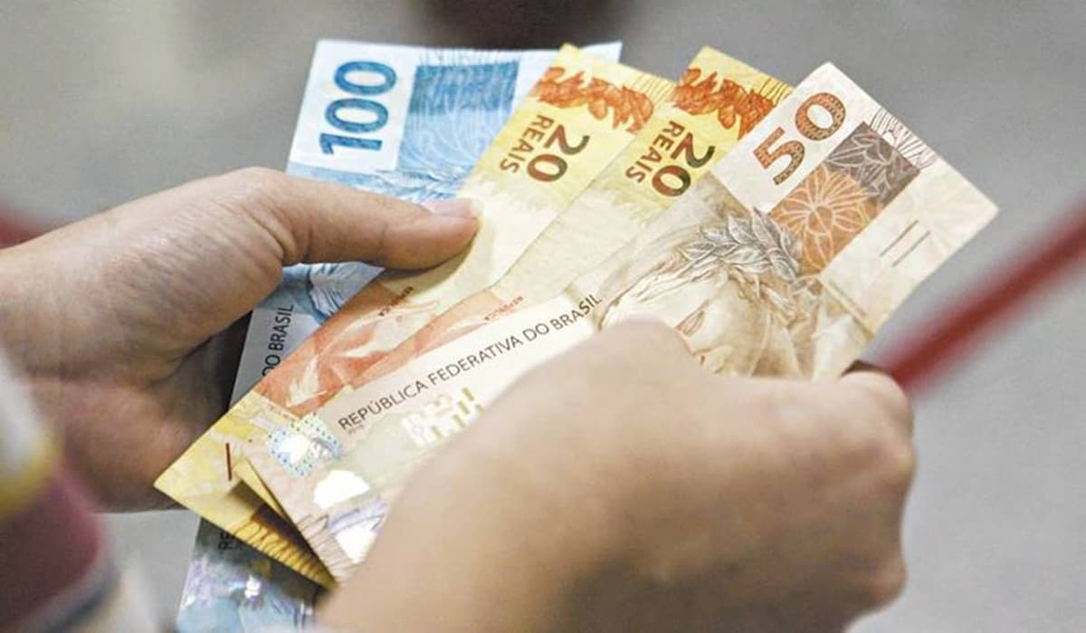 Senado discute com economistas projeto que visa aumentar remuneração de aposentados acima de 75 anos