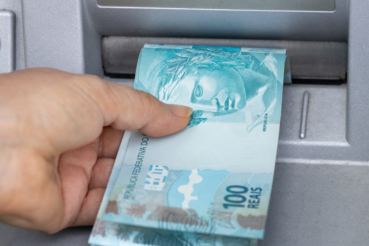 Novos aposentados do INSS recebem 13º salário em parcela única