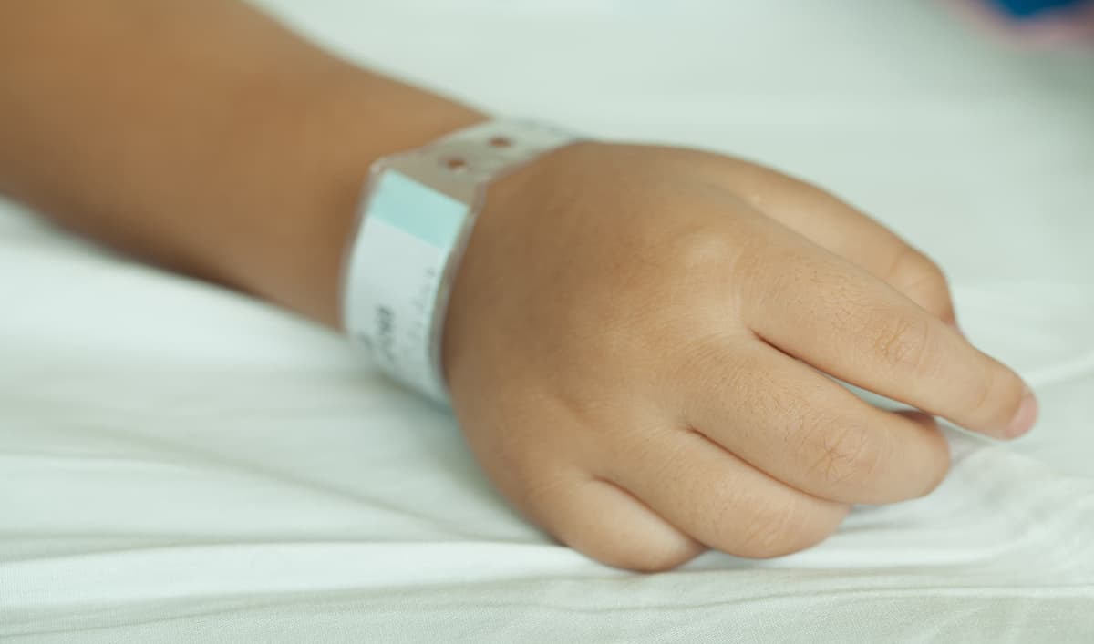 Justiça concede BPC a criança em tratamento de tumor renal no RS